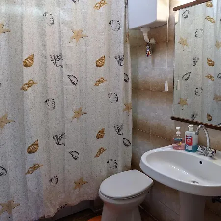 Oleander House * שיופוק