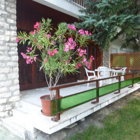 Oleander House